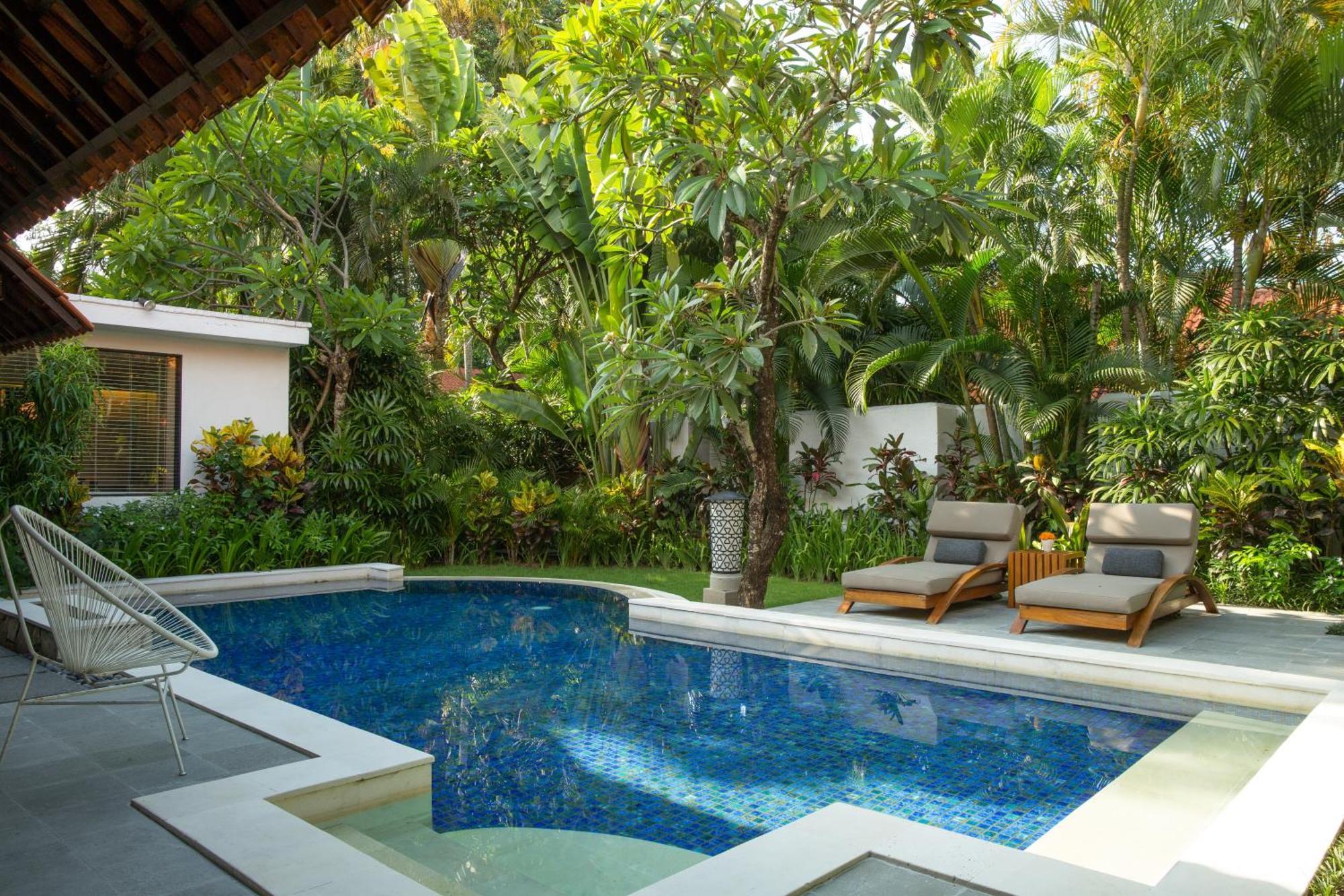 Alaya Dedaun Kuta Villa Legian  Exterior photo