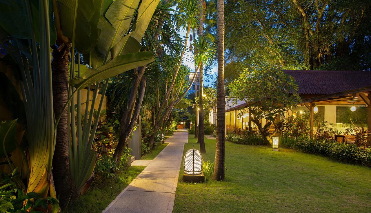 Alaya Dedaun Kuta Villa Legian  Exterior photo